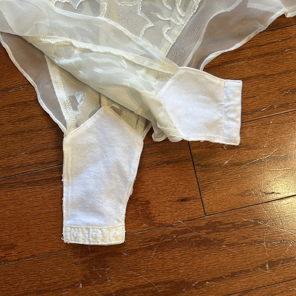 Victoria’s Secret Elegant White Floral Lace Teddy - Picture 8 of 8
